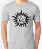 Camiseta Supernatural Simbolo Anti-Possessão